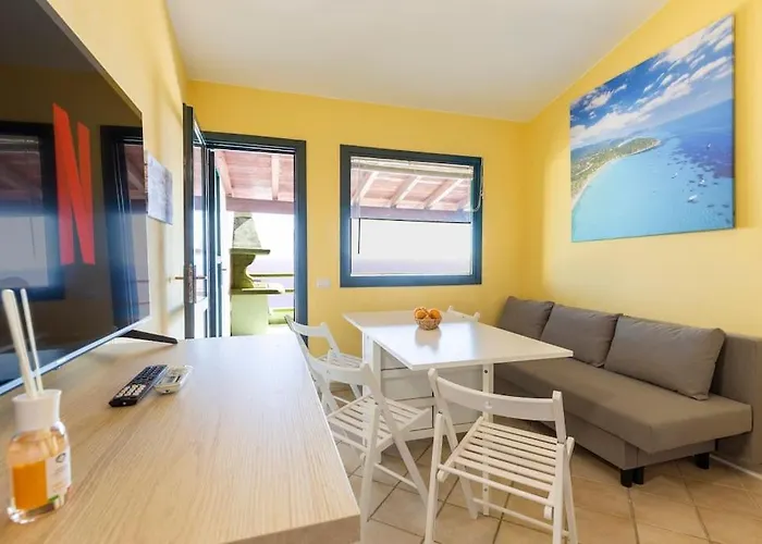 Incantevole Vista Mare, 450mt Kal'e Moru Apartment *