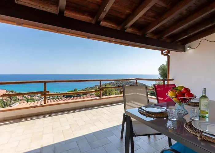 Incantevole Vista Mare, 450mt Kal'e Moru Apartment *