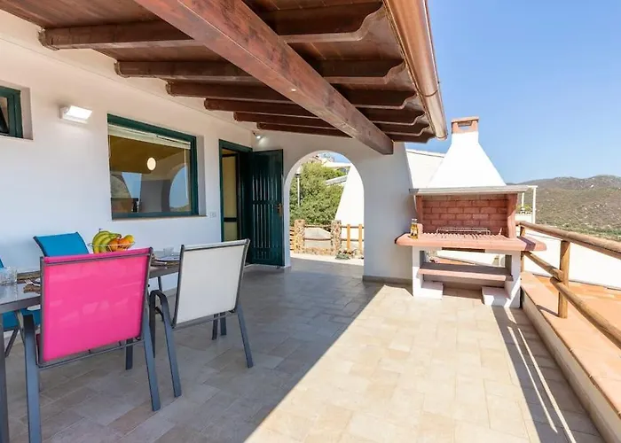 Apartment Incantevole Vista Mare, 450mt Kal'e Moru