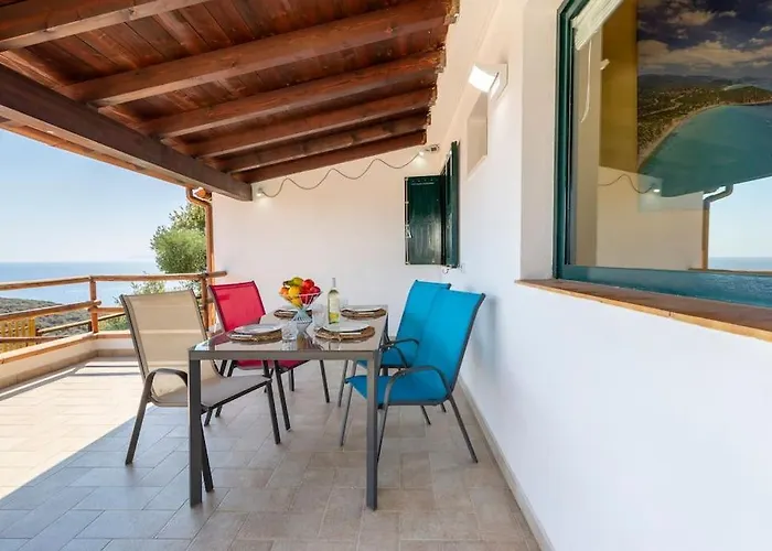 Apartment Incantevole Vista Mare, 450mt Kal'e Moru *